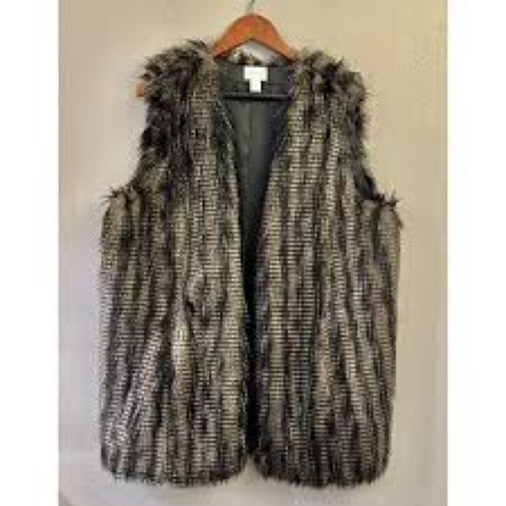 Chico's Faux Fur Vest Sz 1